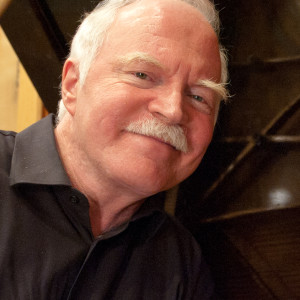 Roger Davidson - piano